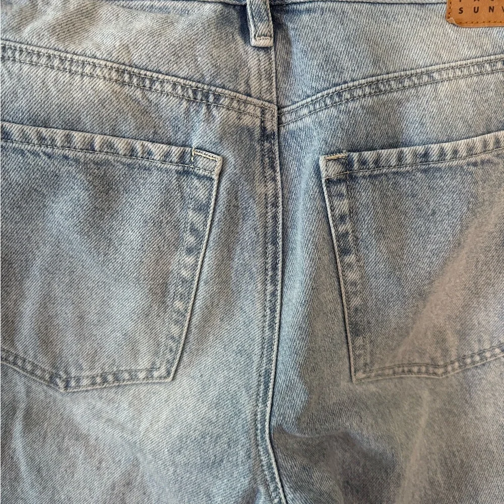 Pacific Sunwear Jessie High Rise Baggy Jeans - Picture 3 of 9